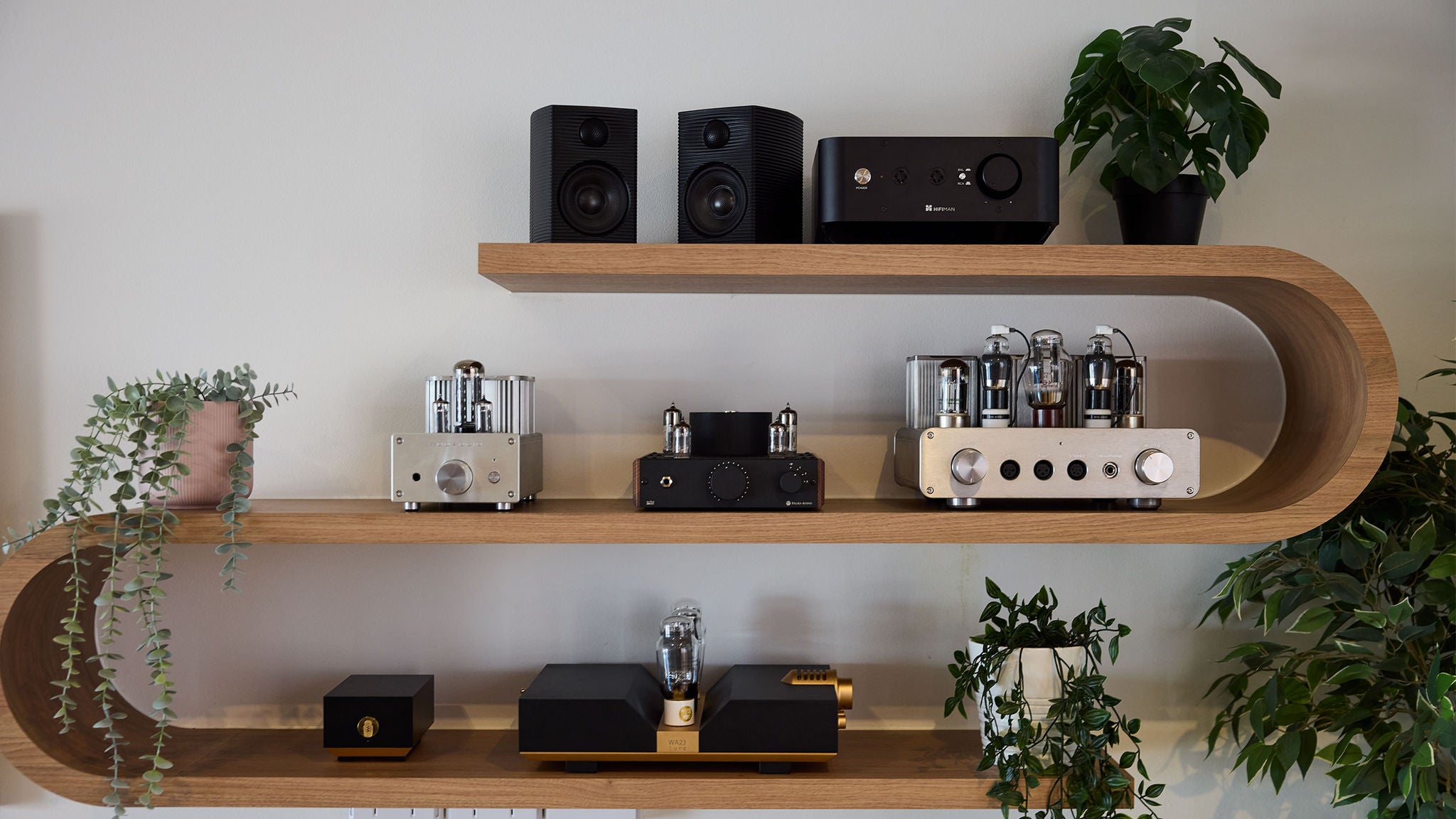photo-range-of-audio-equipment-on-shelves