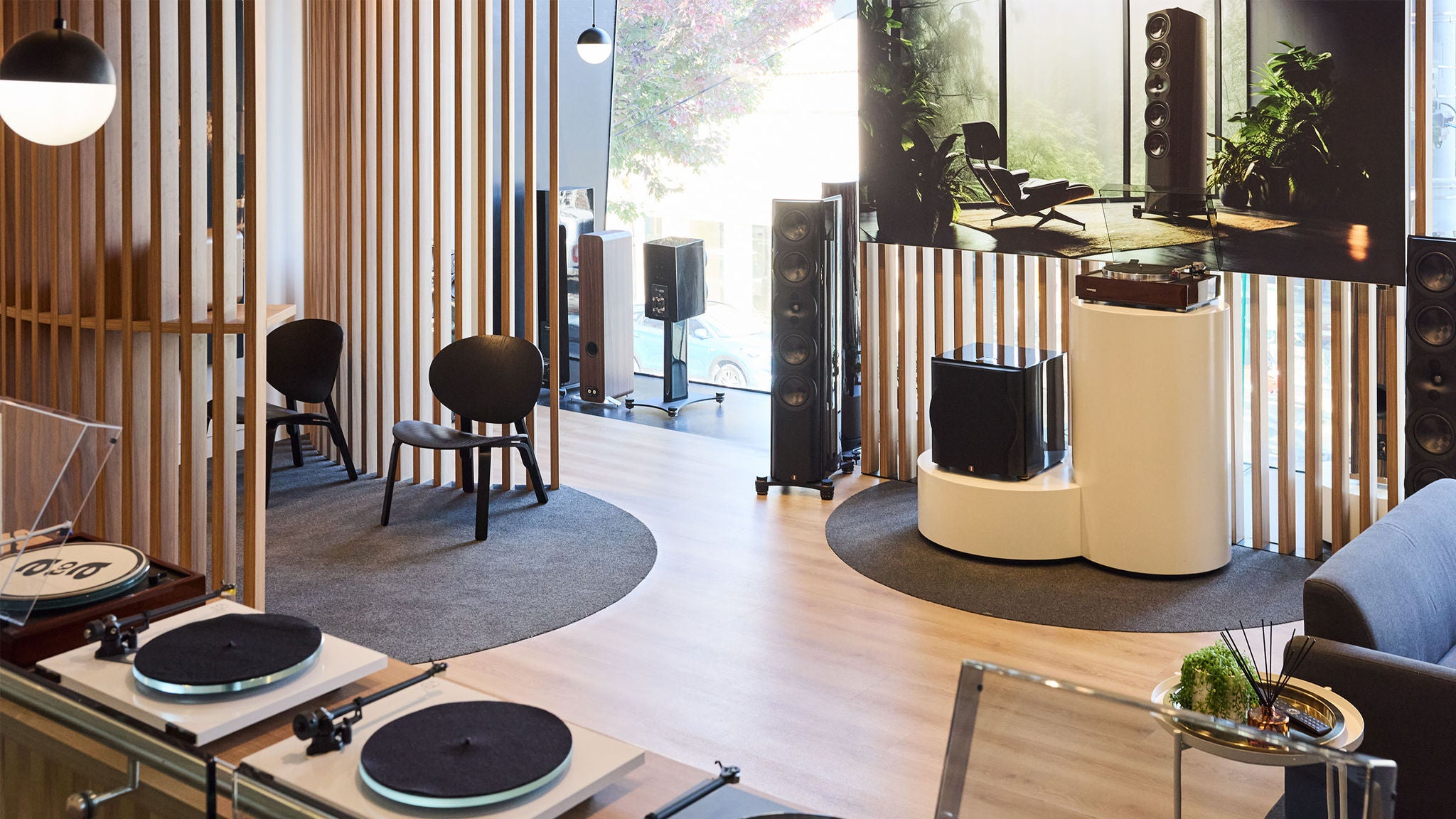 photo-interior-of-audio-store-with-turntables-and-amplifierss