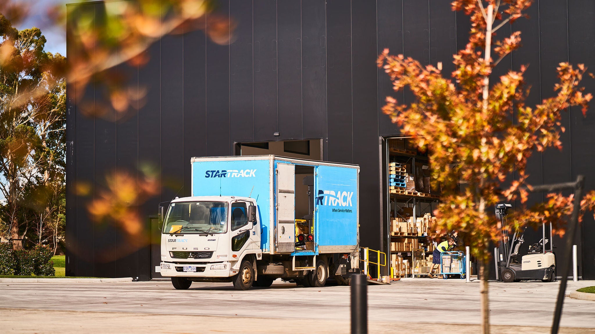 photo-startrack-truck-picking-up-parcels-rationale-warehouse-regional-victoria
